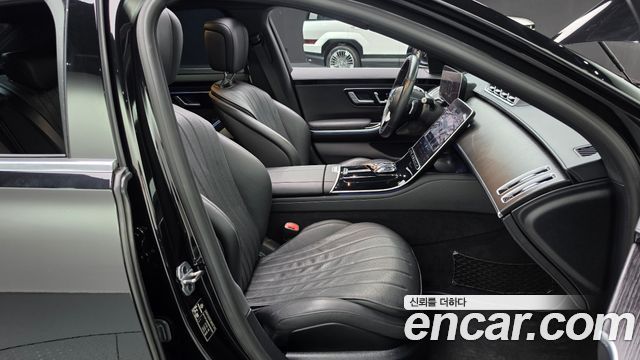 Mercedes-Benz S-Class 2021 — photo 10