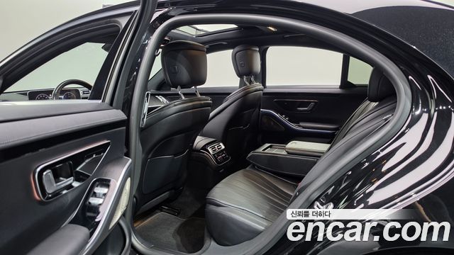 Mercedes-Benz S-Class 2021 — photo 12