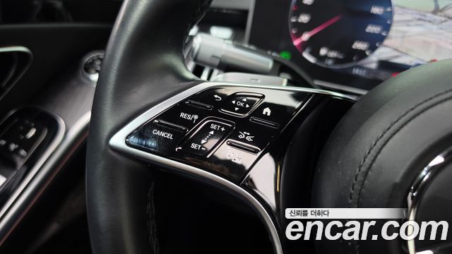 Mercedes-Benz S-Class 2021 — photo 16