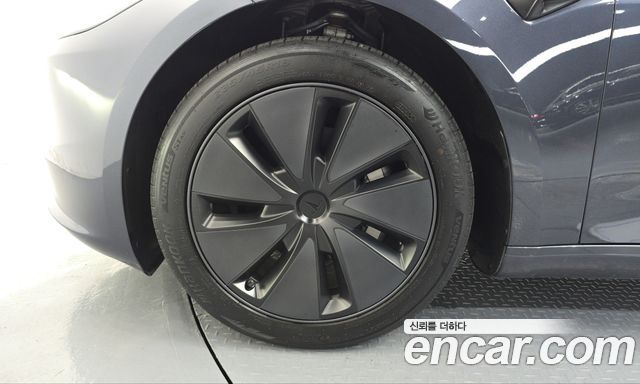 Tesla Model 3 2024 — photo 5