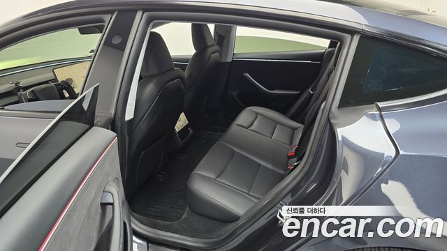 Tesla Model 3 2024 — photo 17
