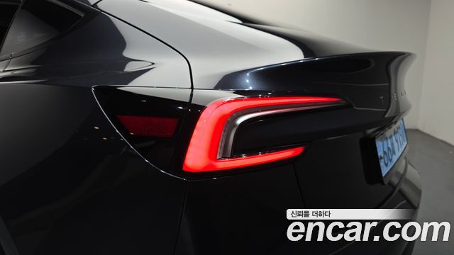 Tesla Model 3 2024 — photo 9