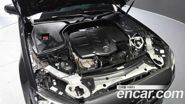 Mercedes-Benz E-Class 2021 — photo 6