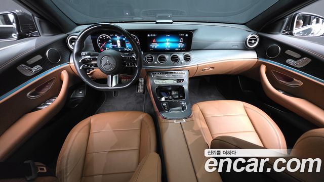 Mercedes-Benz E-Class 2021 — photo 10