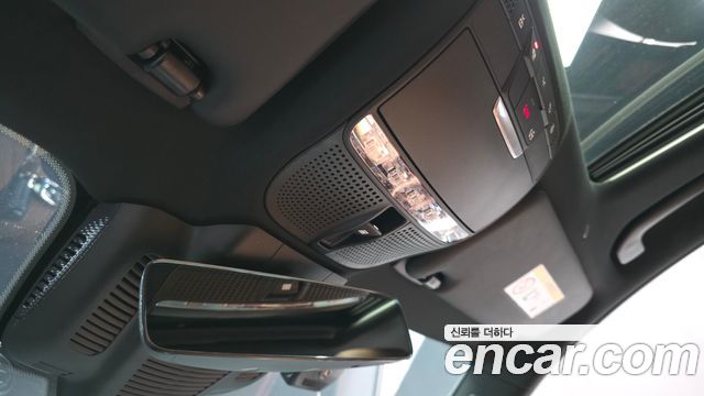 Mercedes-Benz E-Class 2021 — photo 30