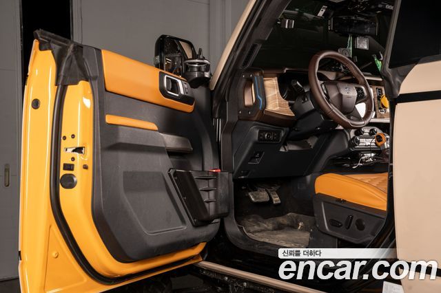 Ford Bronco 2022 — photo 9