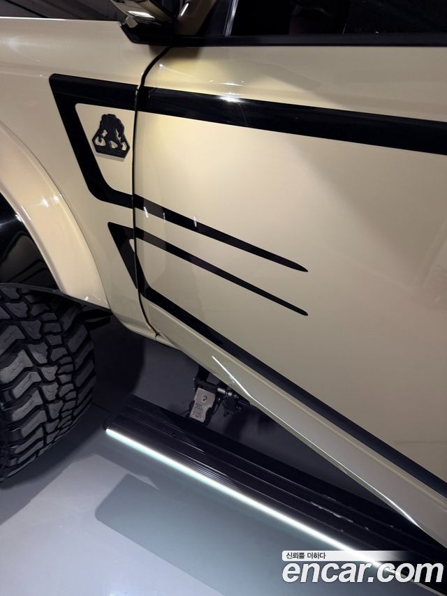 Ford Bronco 2022 — photo 10