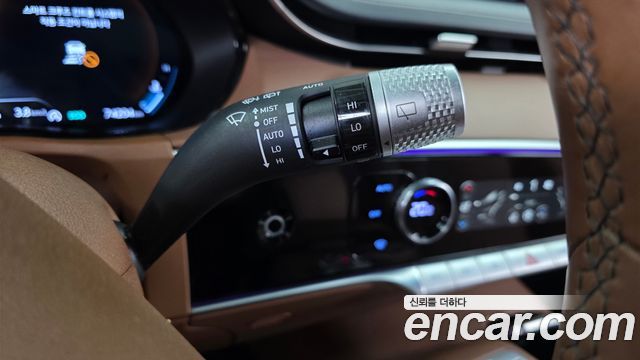 Genesis GV70 2021 — photo 27