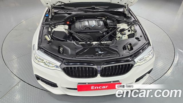 BMW 5-Series 2017 — photo 6