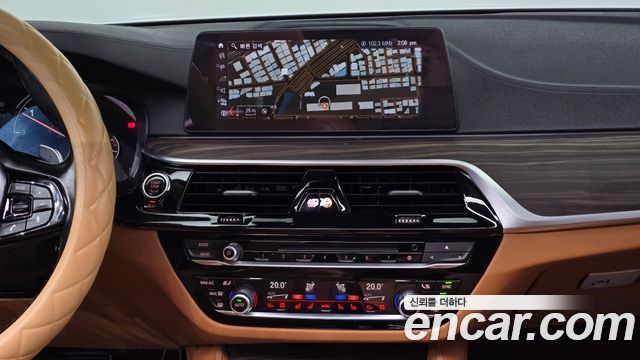 BMW 5-Series 2017 — photo 24