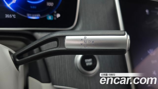 Mercedes-Benz EQS 2022 — photo 12