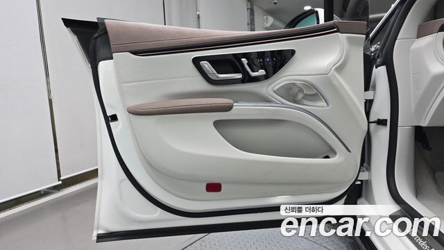 Mercedes-Benz EQS 2022 — photo 14