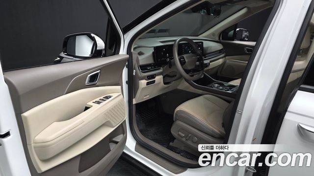 Kia Canival 2025 — photo 13