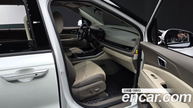 Kia Canival 2025 — photo 17