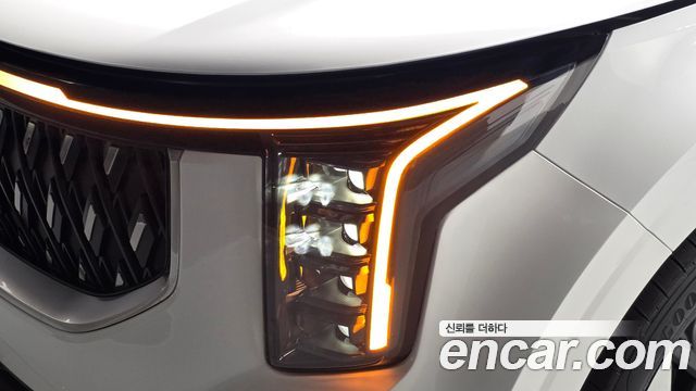 Kia Canival 2025 — photo 8