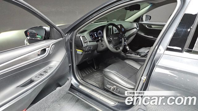 Hyundai Grandeur 2018 — photo 13