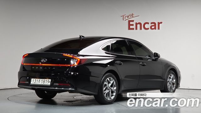 Hyundai Sonata 2022 — photo 2