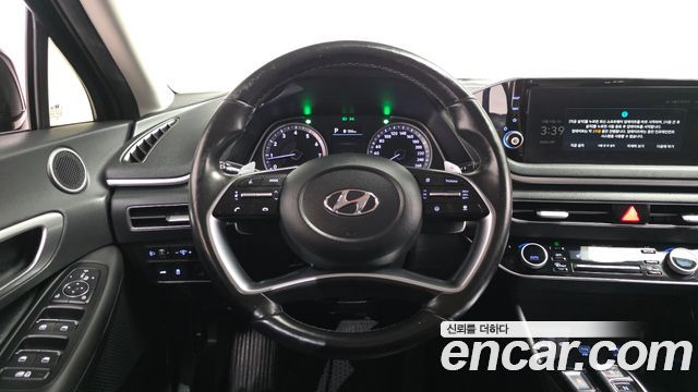 Hyundai Sonata 2022 — photo 19