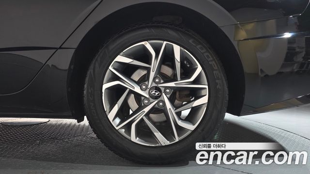 Hyundai Sonata 2022 — photo 7