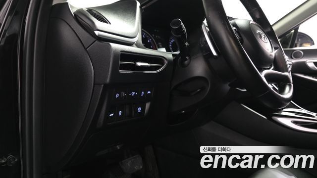 Hyundai Sonata 2022 — photo 30