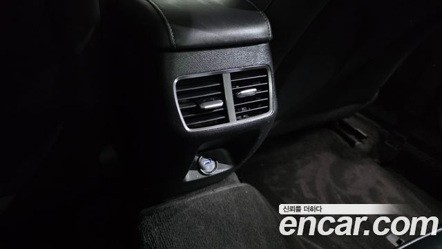 Hyundai Sonata 2022 — photo 31