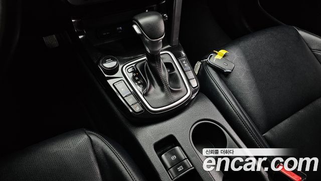 Kia Seltos 2023 — photo 12