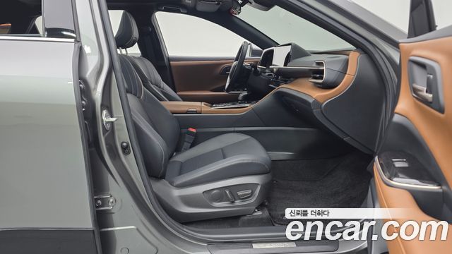 Toyota Crown 2025 — photo 11
