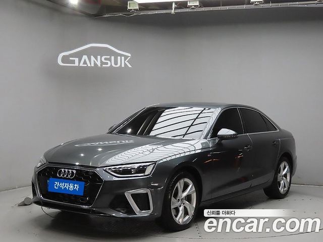 Audi A4 2021 — photo 2