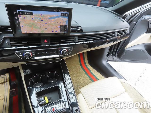 Audi A4 2021 — photo 7