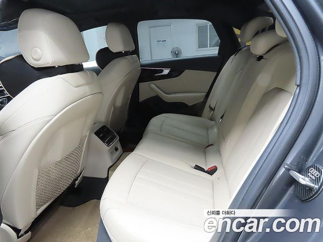 Audi A4 2021 — photo 9