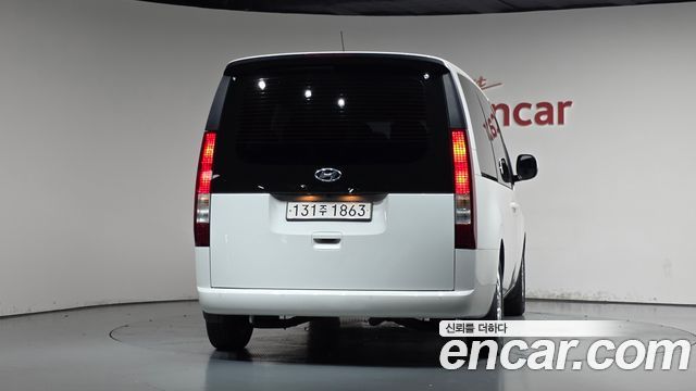 Hyundai Staria 2022 — photo 4