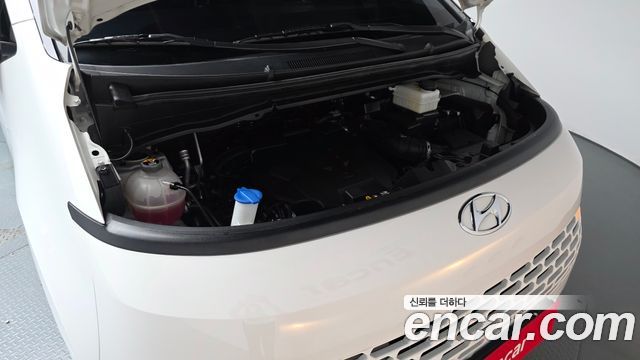Hyundai Staria 2022 — photo 6