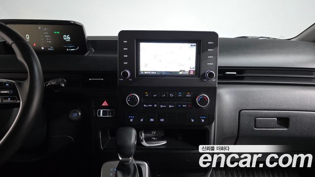 Hyundai Staria 2022 — photo 20
