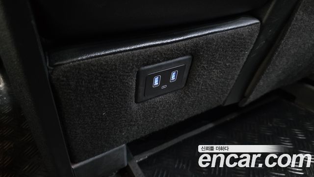 Hyundai Staria 2022 — photo 27