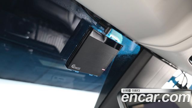 Hyundai Staria 2022 — photo 28