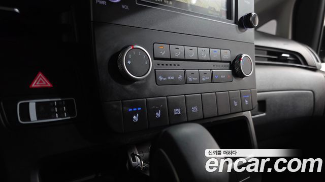 Hyundai Staria 2022 — photo 36