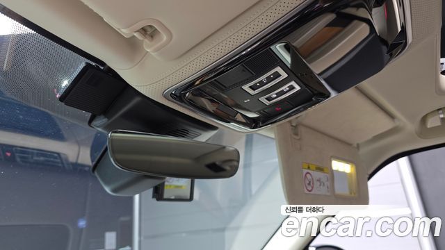 Land Rover Range Rover 2018 — photo 32