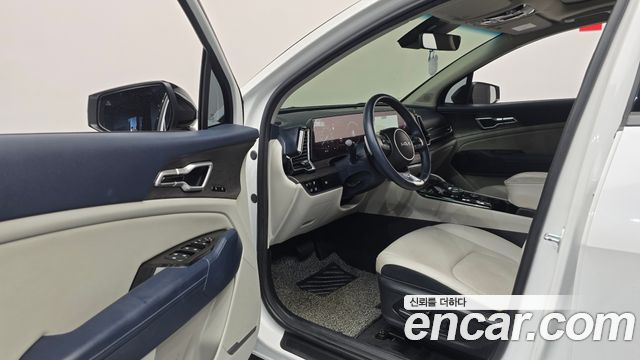 Kia Sportage 2022 — photo 10