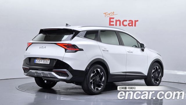 Kia Sportage 2023 — photo 2