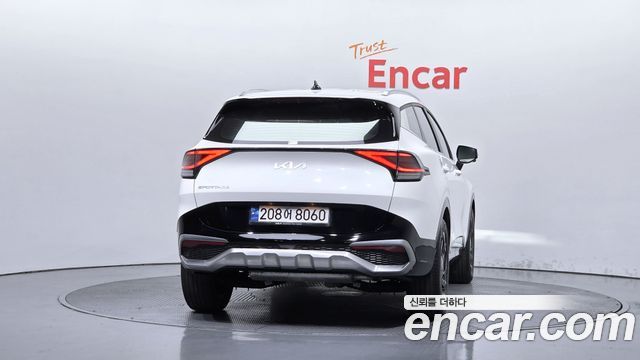 Kia Sportage 2023 — photo 4