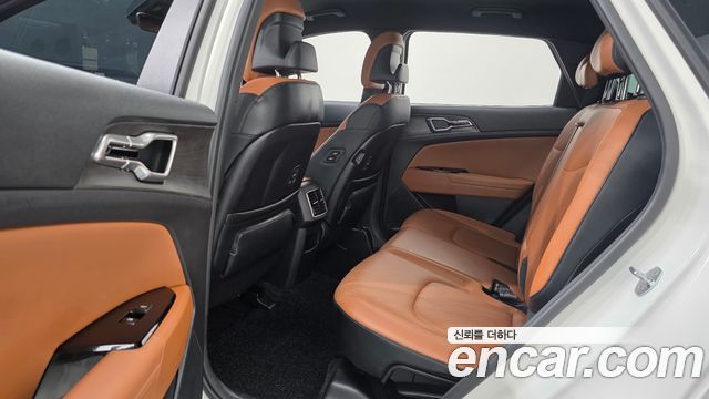 Kia Sportage 2023 — photo 18
