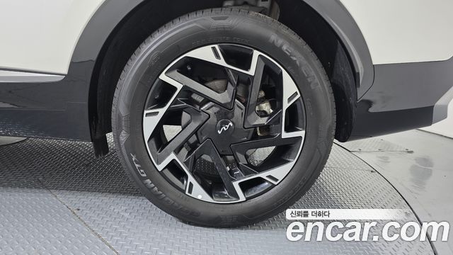 Kia Sportage 2023 — photo 7