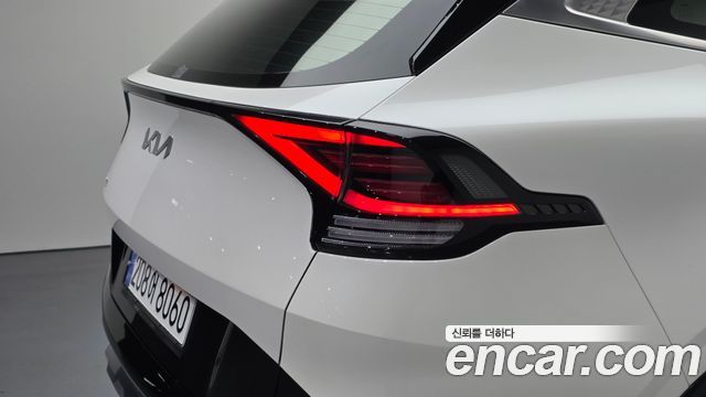 Kia Sportage 2023 — photo 9