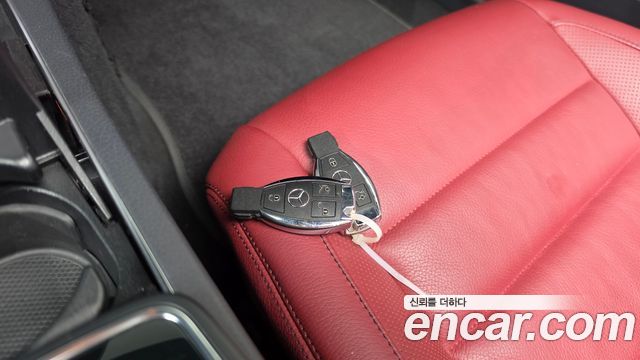 Mercedes-Benz E-Class 2017 — photo 18