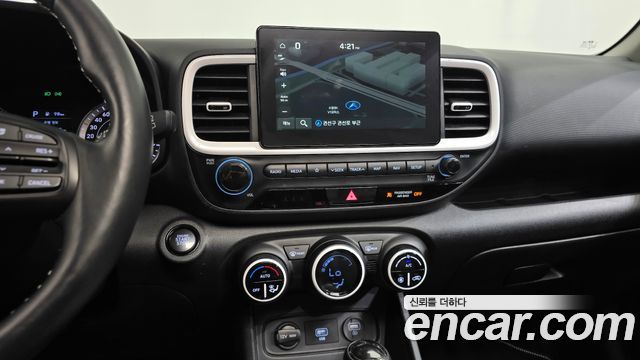 Hyundai Venue 2020 — photo 18