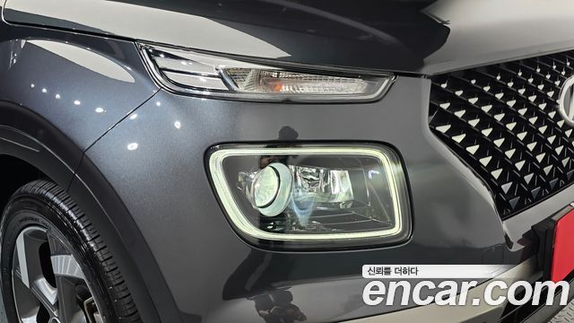 Hyundai Venue 2020 — photo 8