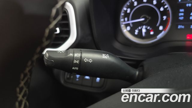 Hyundai Venue 2020 — photo 30