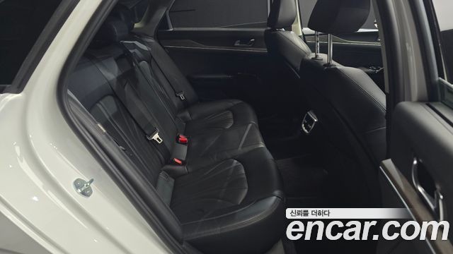 Kia K5 2021 — photo 11