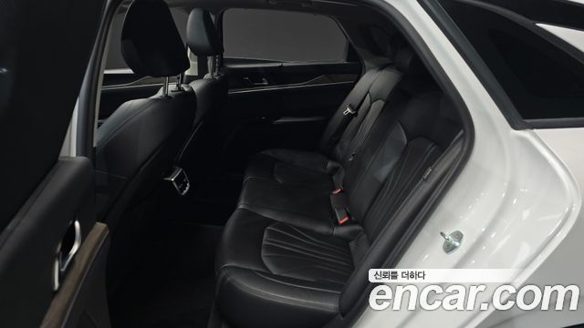 Kia K5 2021 — photo 12