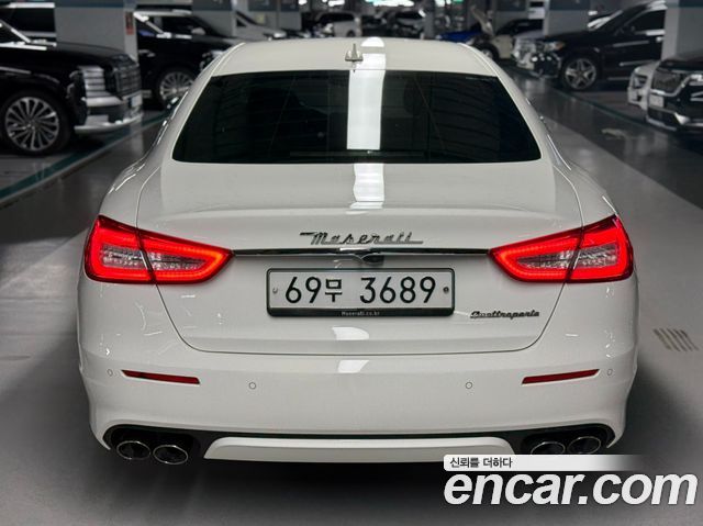 Maserati Quattroporte 2018 — photo 3